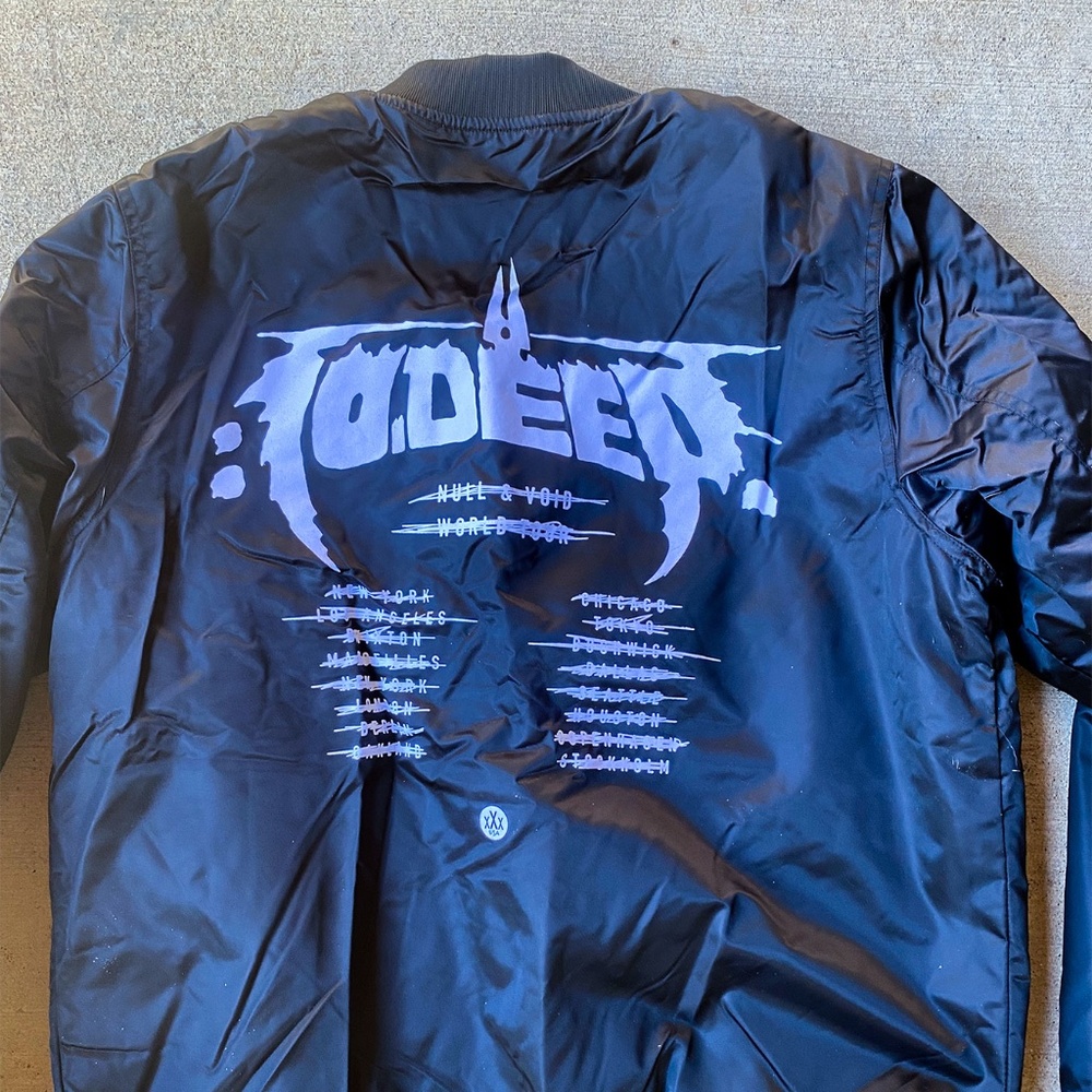 NWT 10Deep Null and Void Tour Jacket